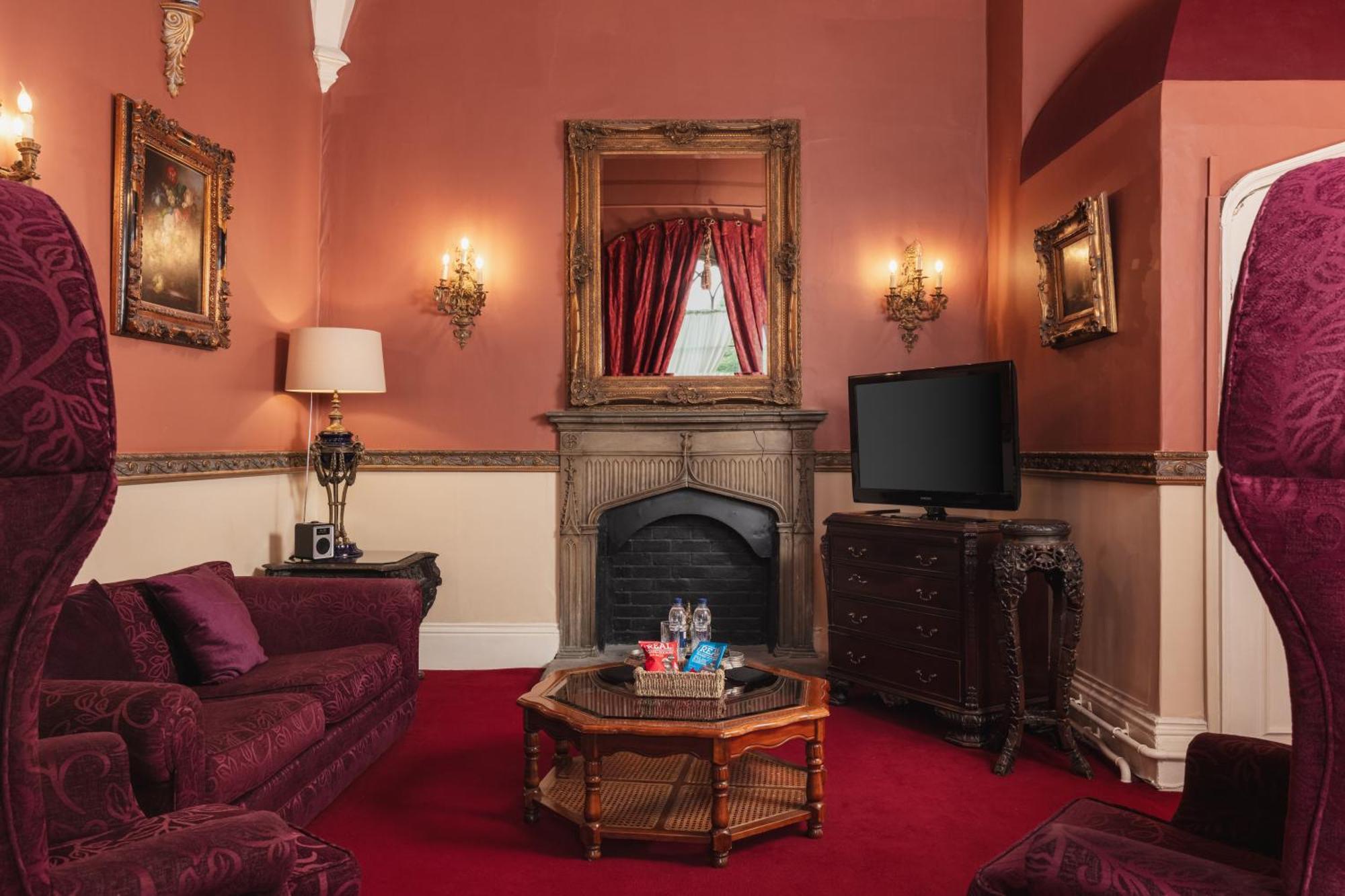 Lumley Castle Hotel Честер-ле-Стрит Экстерьер фото