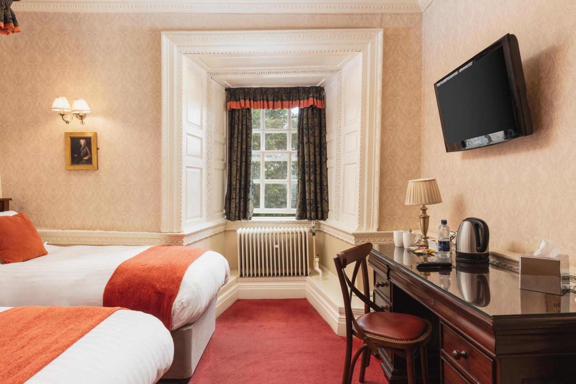 Lumley Castle Hotel Честер-ле-Стрит Экстерьер фото